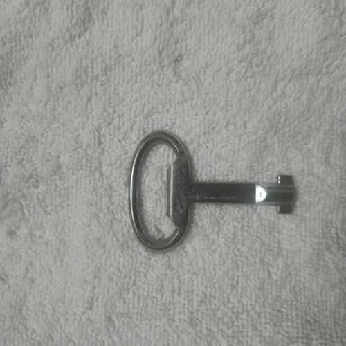 Zinc Alloy Pin Panel Lock Key - Image 3